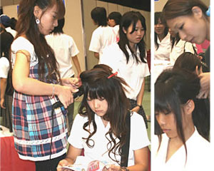 美容系専門学校のブース