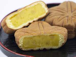 定番から変わり種まで！　日々生み出される様々なもみじ饅頭